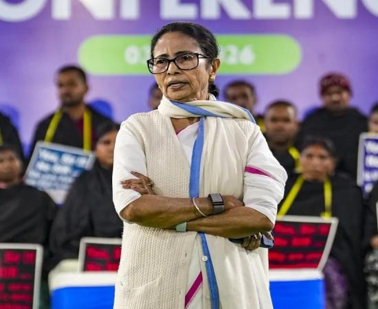 ममता सरकार को सुप्रीम कोर्ट से बड़ा झटका, कर्मचारियों को 25% बकाया DA देने का आदेश