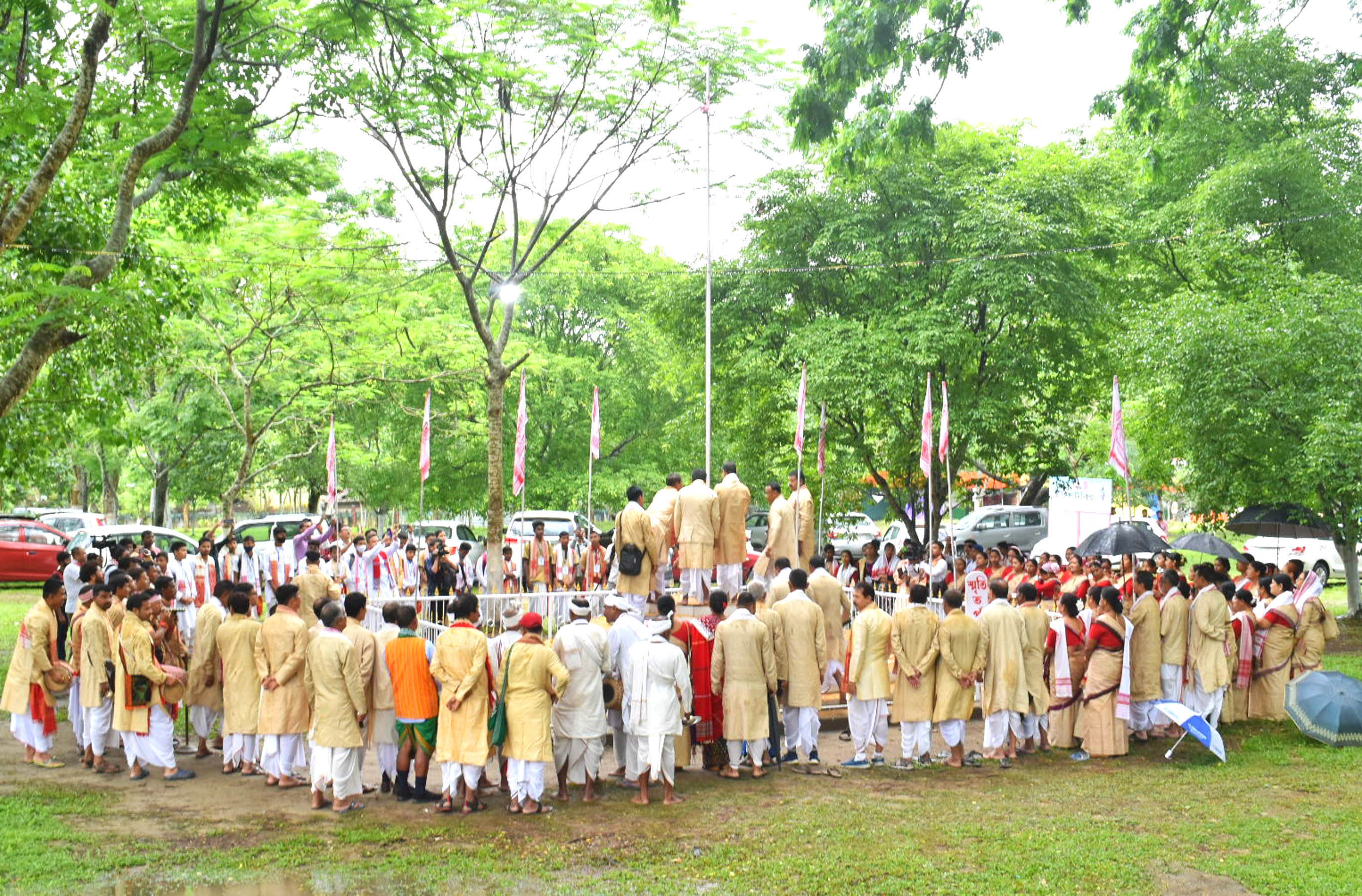 dhakuakhana fat bihu