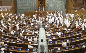 বিরোধীদের প্রতিবাদে থমকে গেল সংসদ, সোমবার পর্যন্ত মুলতুবি লোকসভা-রাজ্যসভা