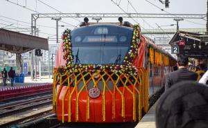 असम के कनक डेका ने रचा इतिहास: पूर्वोत्तर का पहला निजी रेल कॉरिडोर, ₹250 करोड़ के लॉजिस्टिक्स हब में निवेश