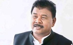 असम के मुख्यमंत्री पर चाय बागान मजदूरों की अनदेखी का आरोप, बंधु तिर्की ने साधा निशाना