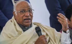 Congress Unveils ‘Five Guarantees’ for Assam Ahead of Assembly Elections