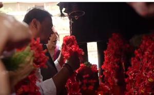 Assam CM Himanta Biswa Sarma Offers Prayers at Kamakhya Temple on Poll Day