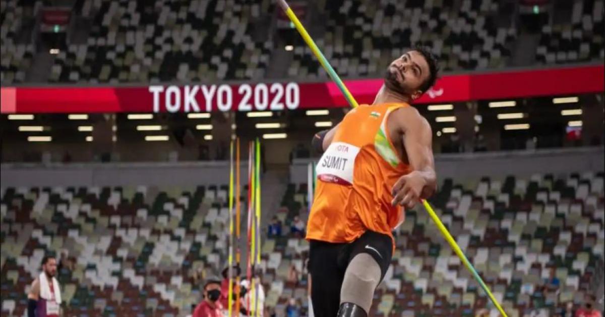 Sumit shines gold in javelin throw with one leg at Tokyo Paralympics
