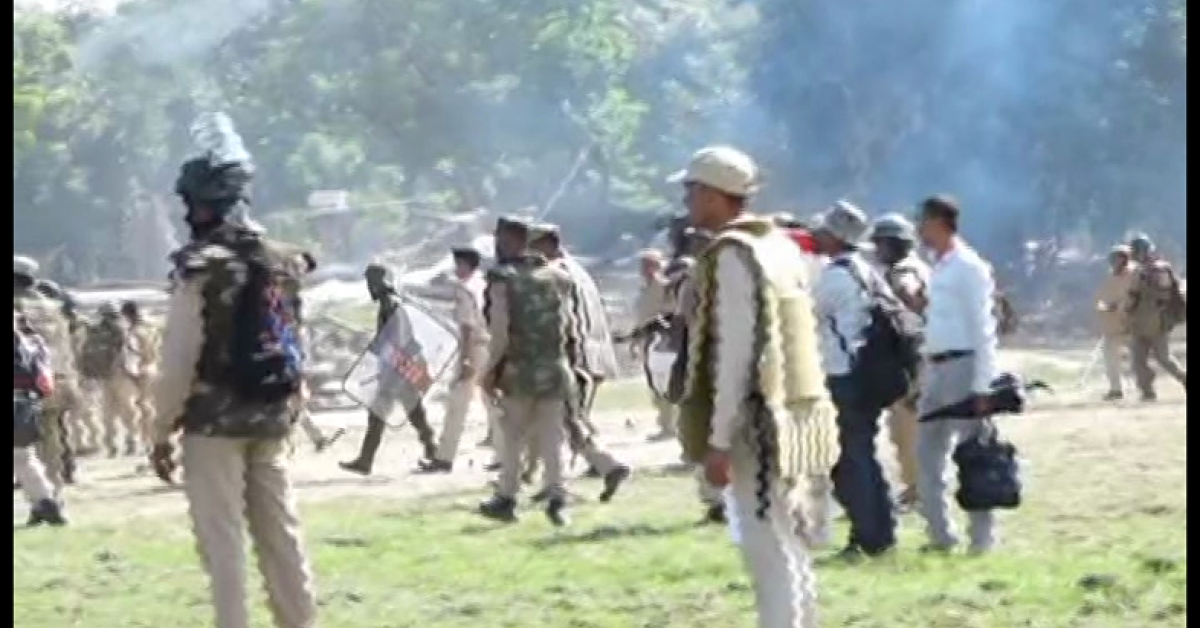 Hot conditions on evicted land in Garukti, police attacked with weapons in hand...