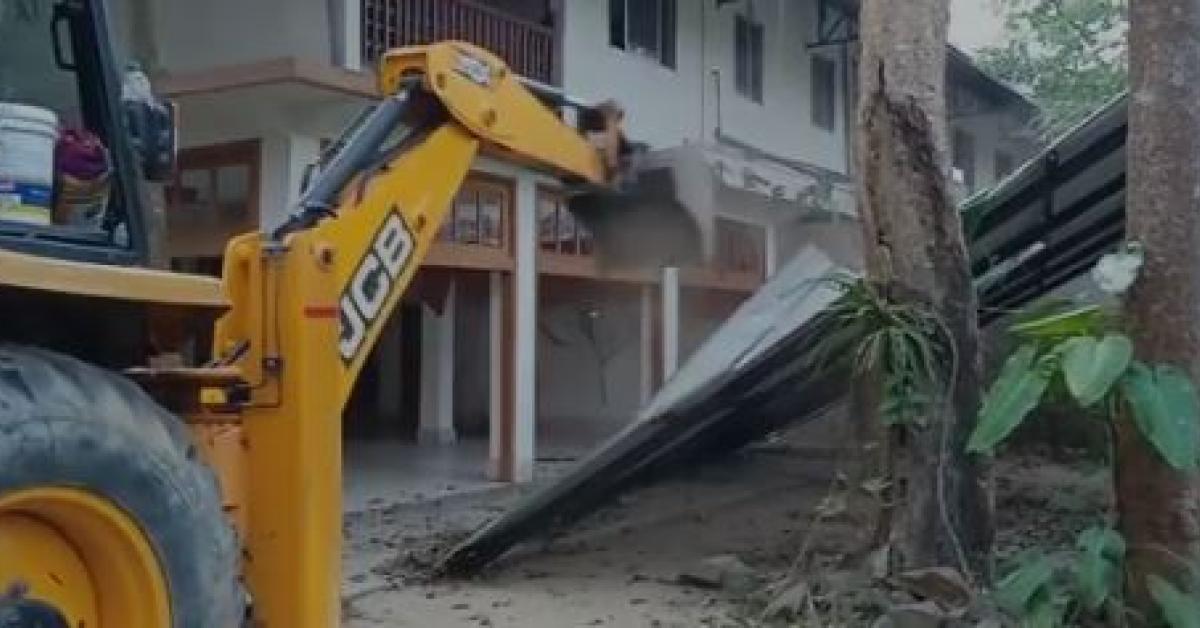 কাজিৰঙা ৰাষ্ট্ৰীয় উদ্যান প্ৰশাসনৰ পুনৰ উচ্ছেদ অভিযান
