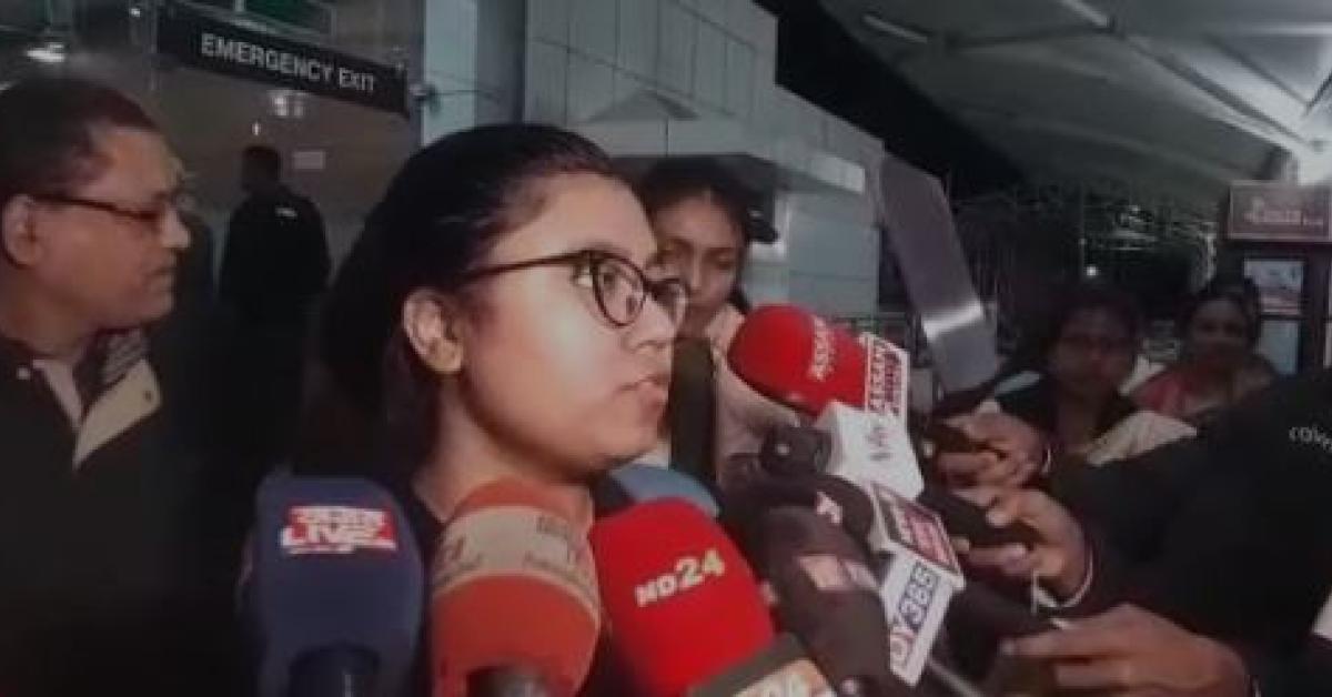 গুৱাহাটীত উপস্থিত ইউক্ৰেইনত অধ্যয়নৰত অসমৰ ৭ শিক্ষাৰ্থী, বৰ্ণনা কৰিলে ইউক্ৰেইনৰ ভয়াবহ পৰিস্থিতিৰ