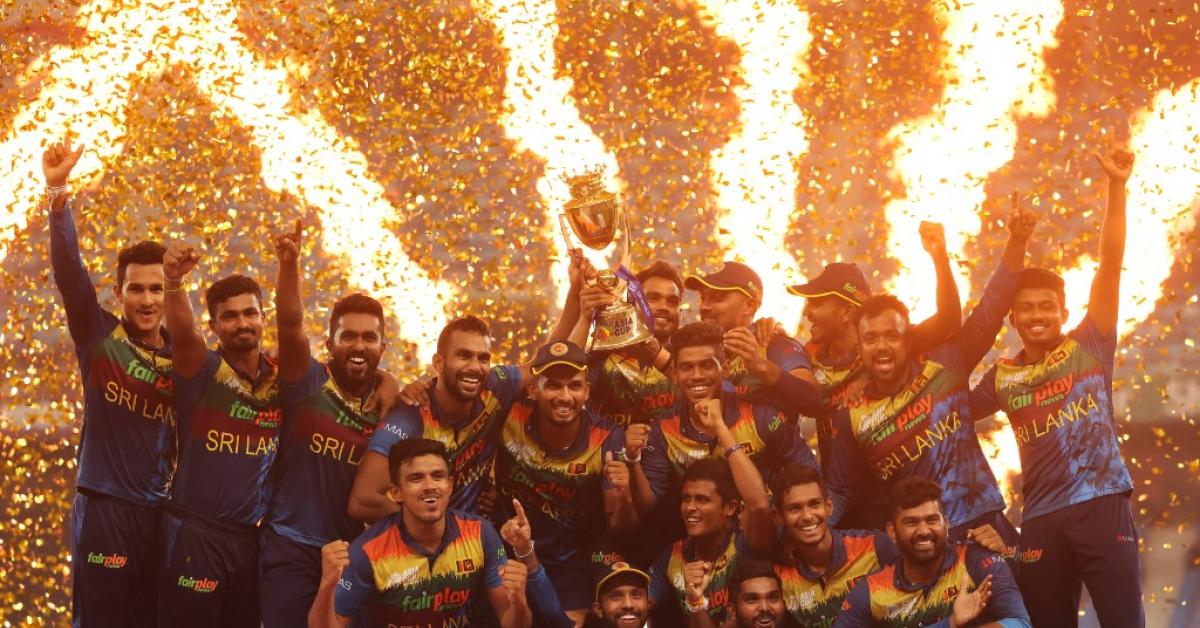 Sri Lanka lift the ASIA CUP