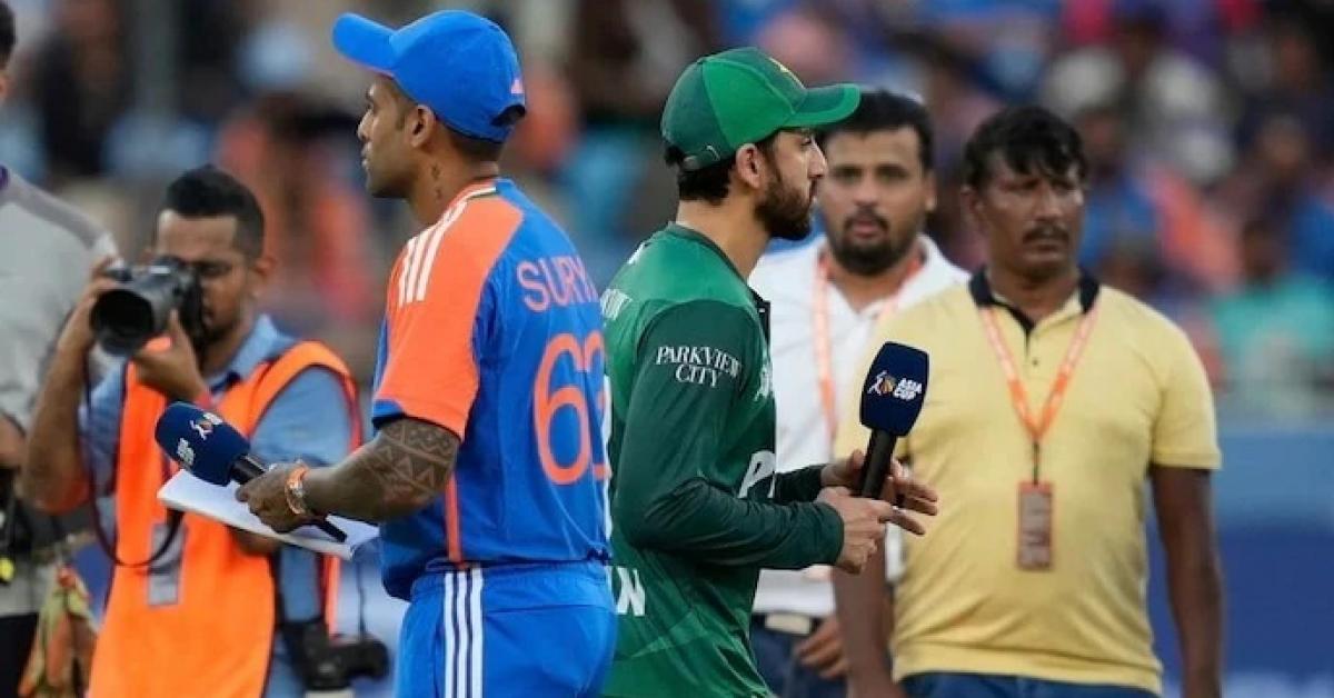 T20 वर्ल्ड कप 2026 में भारत-पाकिस्तान मुकाबले पर संकट? ICC-पीसीबी बैठक से पहले लाहौर पहुंचे BCB प्रमुख