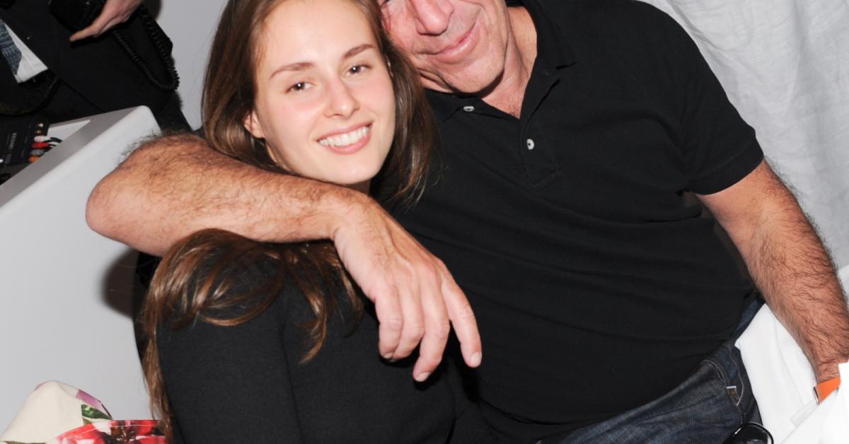 মৃ/ত্যুর আগে শেষ ফোন প্রেমিকাকেই! এপস্টিনের গোপন সম্পর্কের নাম-পরিচয় প্রকাশ্যে