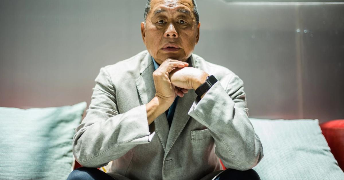 হংকঙের চিন-বিরোধী শিল্পপতি জিমি লাইকে ২০ বছরের জেল; আন্তর্জাতিক উদ্বেগ