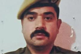 J&K cop killed, daughter injured as terrorists open fire in Srinagar