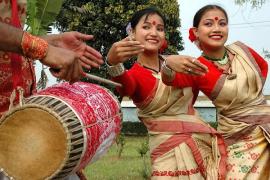 আজি পহিলা ব’হাগ, মানুহ বিহু ,অসমীয়া নৱবৰ্ষৰ প্ৰথমটো দিন...ৰাজ্যজুৰি ৰঙালীৰ উছাহ-উদ্দীপনা...
