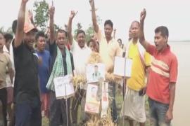 মাজুলী উপ- নিৰ্বাচনৰ প্ৰচাৰ সভাত অংশগ্ৰহণ কৰিবলৈ আহি মাজৰ চাপৰি পেকামণি ৰাইজক দিয়া প্ৰতিশ্ৰুতি ৰক্ষা কৰিব নোৱাৰিলে মুখ্যমন্ত্ৰী ড° হিমন্ত বিশ্ব শৰ্মাই।