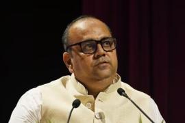 दिल्ली में अब ₹5 लाख तक की आय वाले परिवार निःशुल्क इलाज का लाभ उठा सकेंगे! स्वास्थ्य मंत्री डॉ. पंकज कुमार सिंह