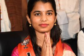 সরকারি কাগজে এক ছবি, বাস্তবে আরেক!  হাসপাতাল নিয়ে স্বাস্থ্যমন্ত্রীর জবাবে অসন্তুষ্ট বিজেপি বিধায়ক