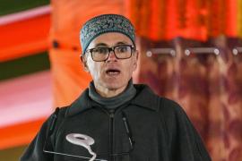 जम्मू-कश्मीर में नौकरी आउटसोर्सिंग पर युवाओं के असंतोष को लेकर भाजपा ने Omar Abdullah सरकार को दी चेतावनी